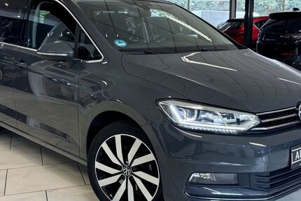 VW Touran 39.980 km 31.990 &euro; Geesthacht bei Hamburg 21502