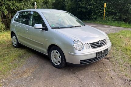 VW Polo 185.000 km 1.999 &euro; Mühlacker 75417