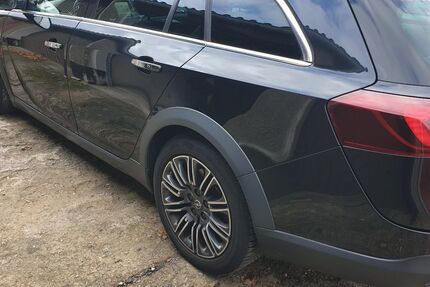 Opel Insignia 233.000 km 9.400 € Kühlungsborn 18225