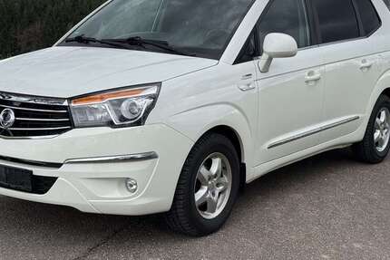 SsangYong Rodius 97.000 km 14.990 &euro; Pfalzgrafenweiler 72285
