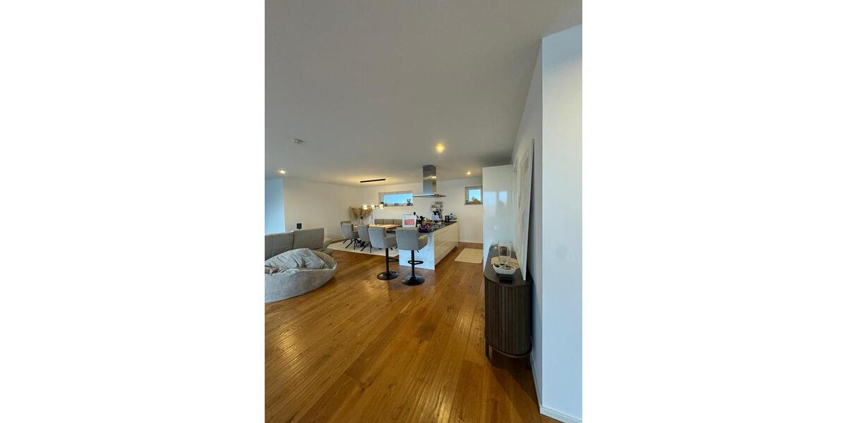 Einfamilienhaus Weinsberg - 3 Zimmer, 141 m&sup2;, 1.800&euro; | Angebot:24719605