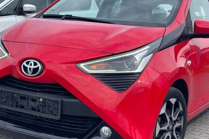 Toyota Aygo (X) 25.997 km 9.999 &euro; Dietzenbach 63128