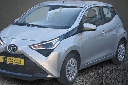 Toyota Aygo (X) 31.820 km 13.490 &euro; Zweibrücken 66482
