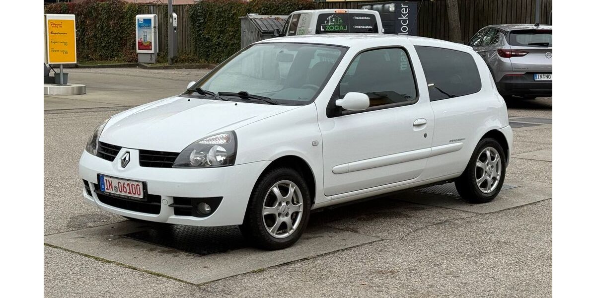 Renault Clio 120.000 km 1.999 &euro; Ingolstadt 85057