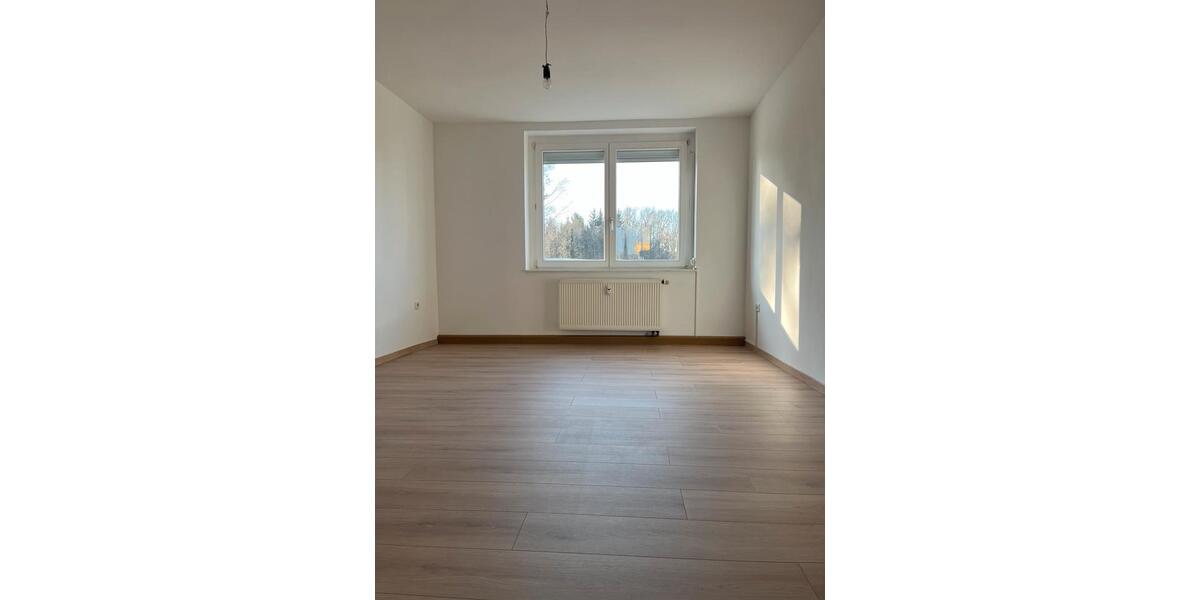 Hochparterre Bobritzsch-Hilbersdorf Hilbersdorf - 2 Zimmer, 55 m&sup2;, 60.000&euro; | Angebot:24878742