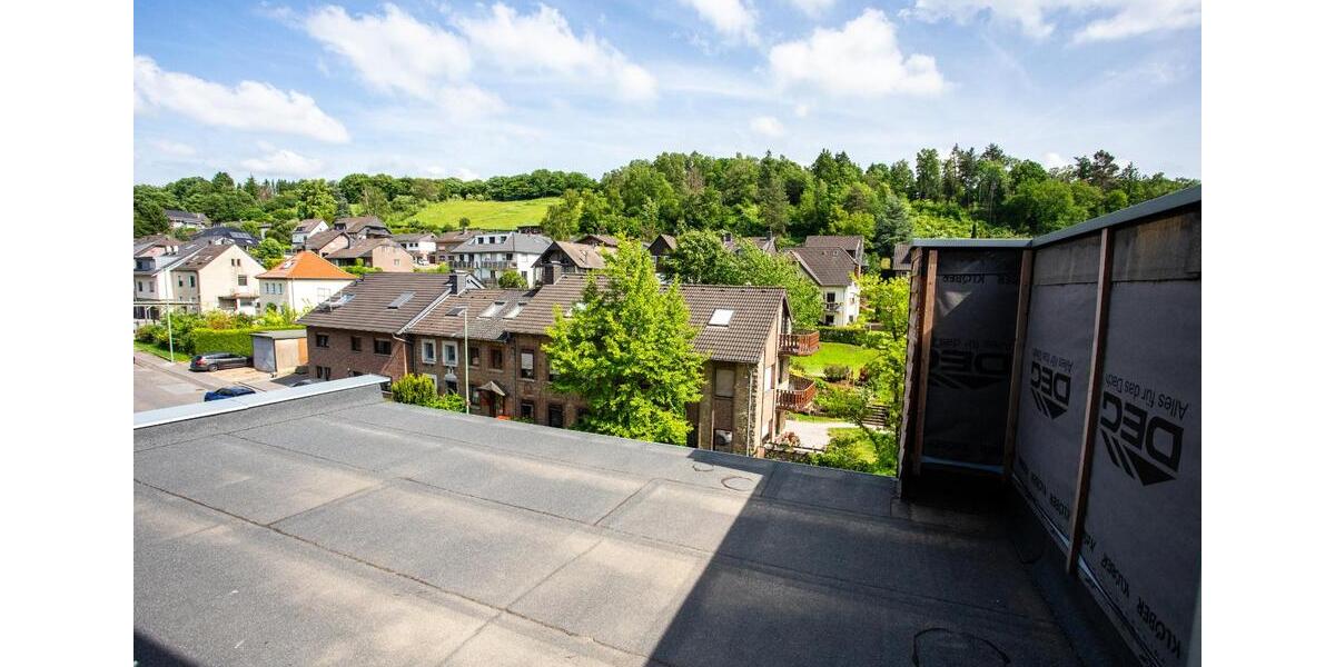 Doppelhaushälfte Stolberg (Rhld.) Gressenich - 5 Zimmer, 250 m&sup2;, 2.300&euro; | Angebot:24274753