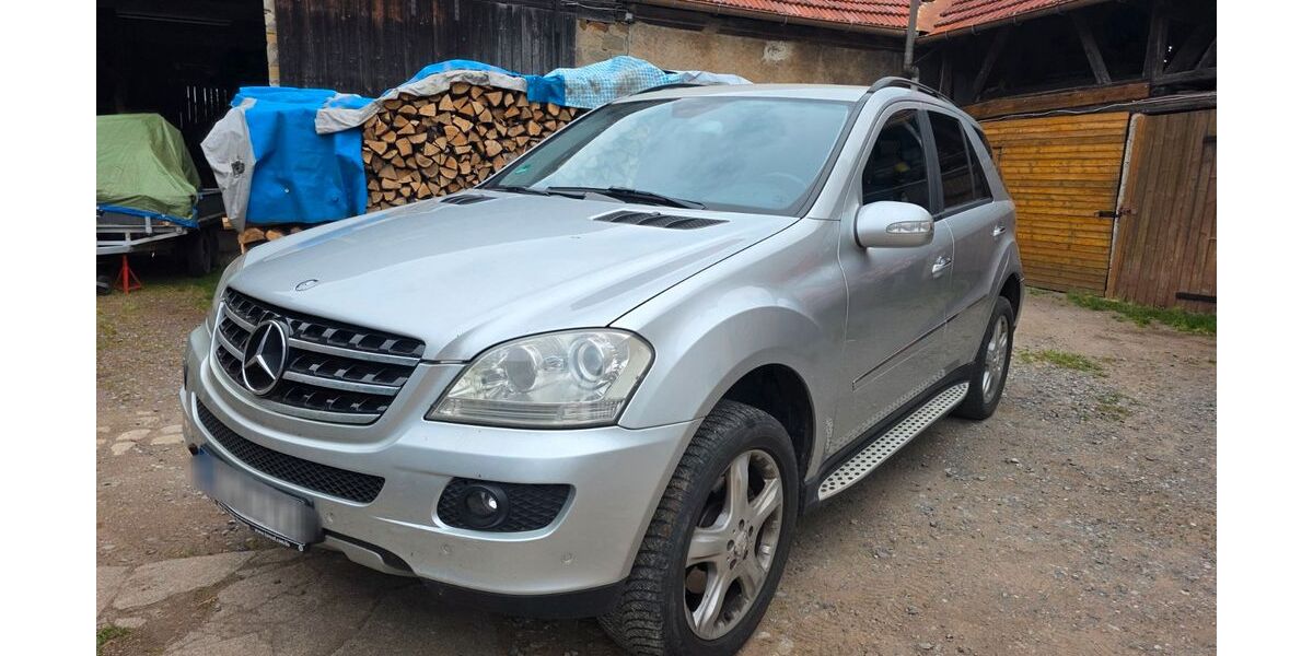 Mercedes-Benz ML 320 196.714 km 7.500 &euro; Knetzgau 97478