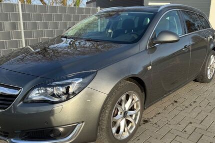 Opel Insignia 181.619 km 7.499 &euro; Lohne 49393