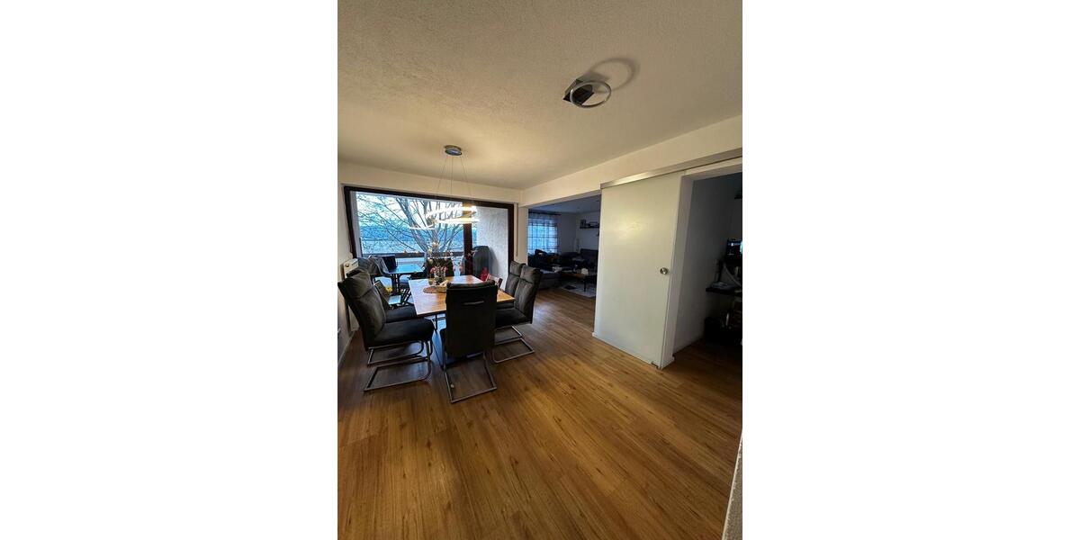 Etagenwohnung Weingarten - 4 Zimmer, 104 m&sup2;, 389.000&euro; | Angebot:26302477