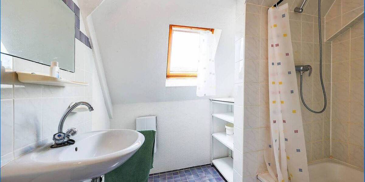 Einfamilienhaus Singen - 7 Zimmer, 240 m&sup2;, 695.000&euro; | Angebot:26364115