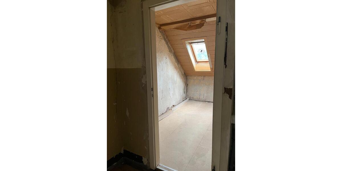 Einfamilienhaus Bad Schandau - 10 Zimmer, 249 m&sup2;, 150.500&euro; | Angebot:26584624