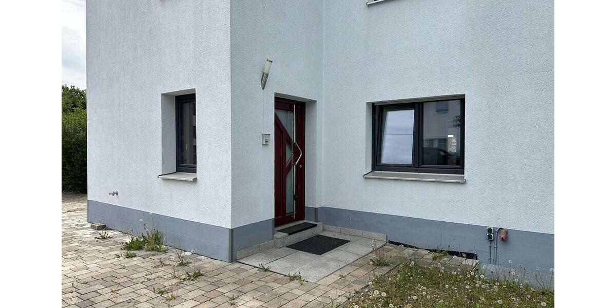 Etagenwohnung Friedberg - 3 Zimmer, 118 m&sup2;, 1.600&euro; | Angebot:26632572