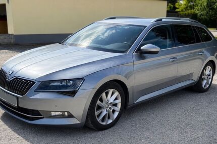Skoda Superb 273.000 km 10.500 &euro; Hirschaid 96114