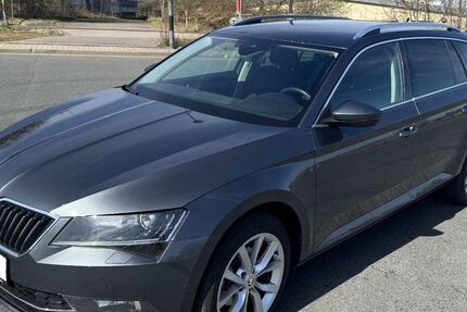 Skoda Superb 171.500 km 15.900 &euro; Dresden 01189