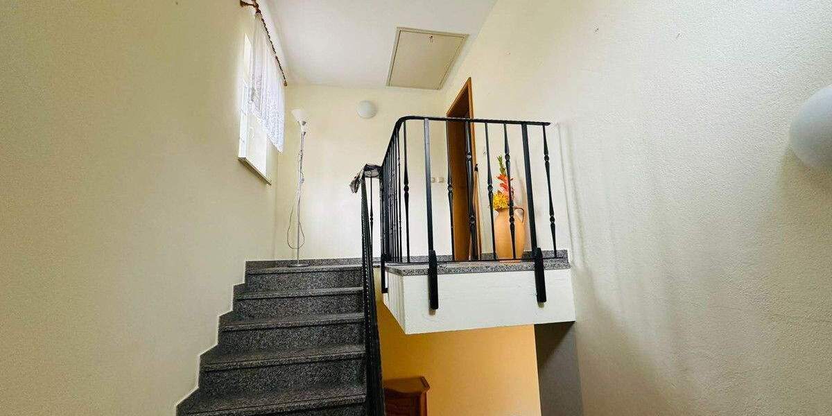 Einfamilienhaus Marienberg / Reitzenhain Reitzenhain - 1 Zimmer, 160 m&sup2;, 170.000&euro; | Angebot:25688284