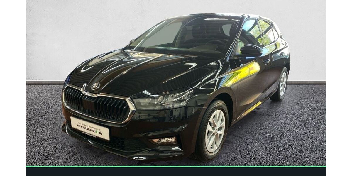 Skoda Fabia 21.700 km 14.990 &euro; Karlskron-Brautlach 85123