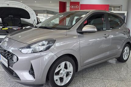Hyundai i10 15.900 km 15.490 &euro; Solms 35606
