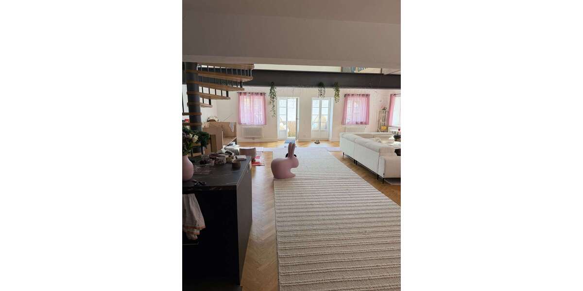 Etagenwohnung Augsburg - 5 Zimmer, 254 m&sup2;, 3.817&euro; | Angebot:25976530