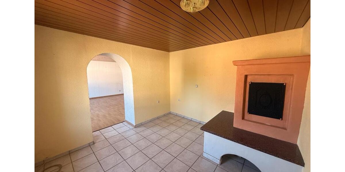 Einfamilienhaus Spiesen-Elversberg Elversberg - 7 Zimmer, 150 m&sup2;, 121.000&euro; | Angebot:26960849