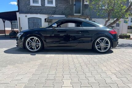 Audi TTS