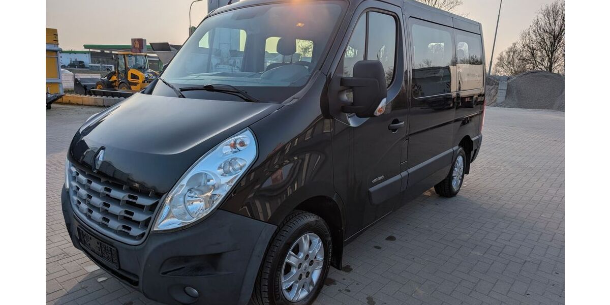 Renault Master 273.923 km 10.999 &euro; Gnoien 17179