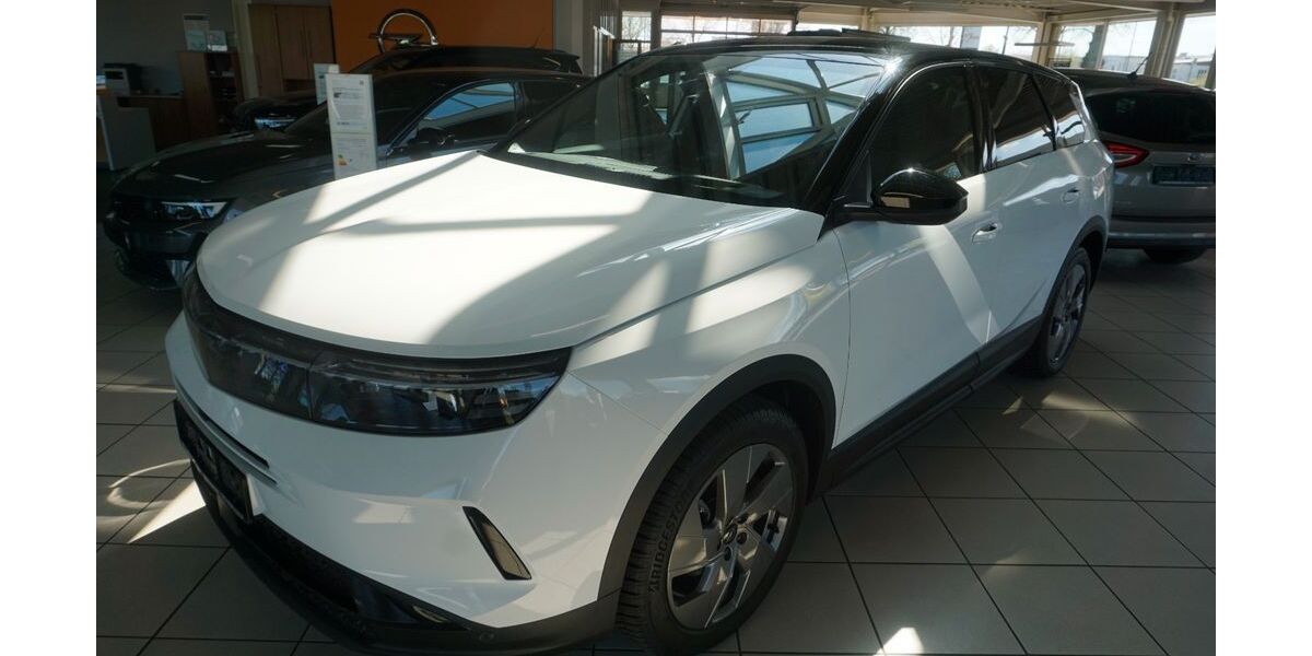 Opel Grandland (X) 12.400 km 29.590 &euro; Beeskow 15848