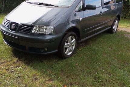 Seat Alhambra 206.000 km 2.200 &euro; Halle Saale 06116