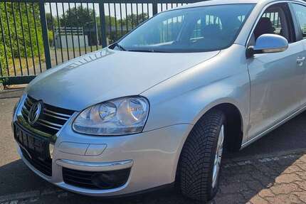 VW Jetta 102.778 km 5.590 &euro; Hochdorf-Assenheim 67126
