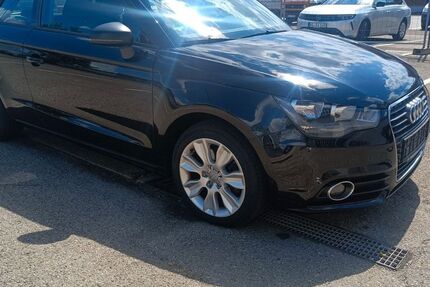 Audi A1 289.000 km 2.750 &euro; Neu-Ulm 89231