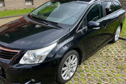 Toyota Avensis 199.900 km 6.999 &euro; Dresden 01139