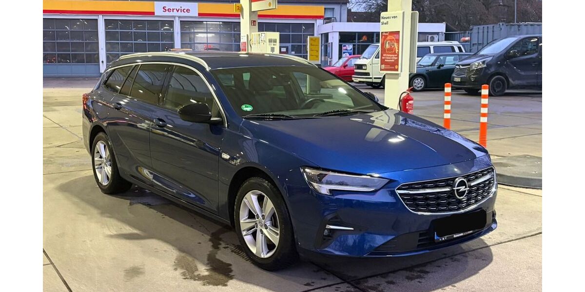 Opel Insignia 70.699 km 12.900 &euro; Hamburg 22179