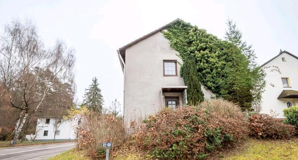 Einfamilienhaus Ottweiler - 5.5 Zimmer, 105 m&sup2;, 140.000&euro; | Angebot:26750427