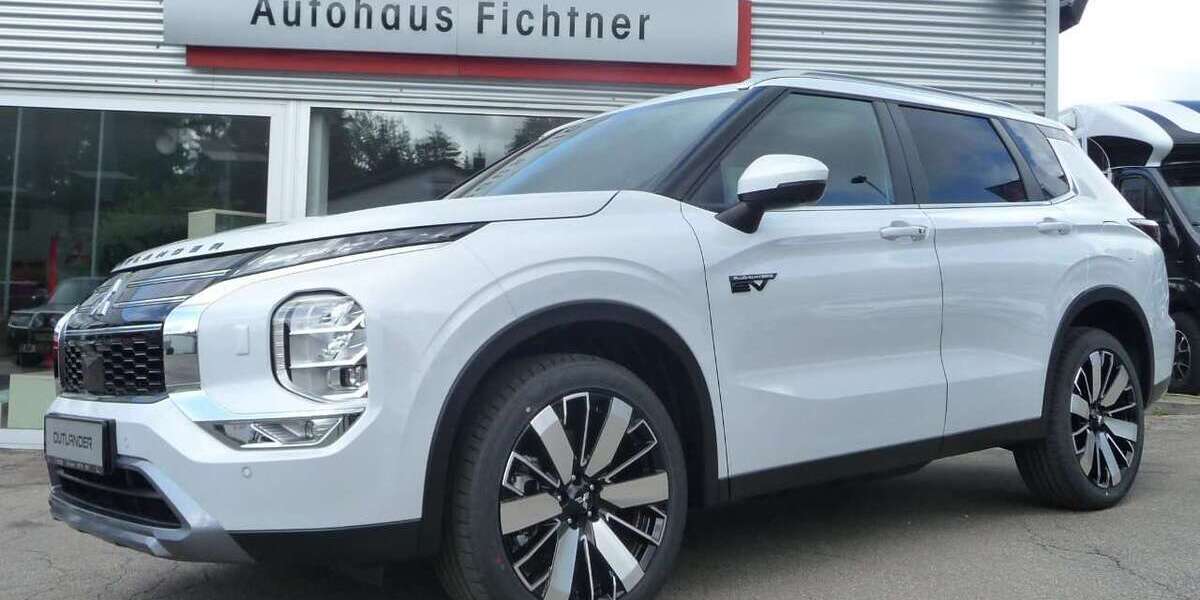 Mitsubishi Outlander 3.000 km 48.650 &euro; Münsingen 72525