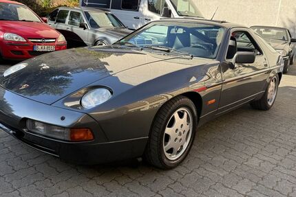 Porsche 928 223.299 km 23.999 &euro; Berlin 10629