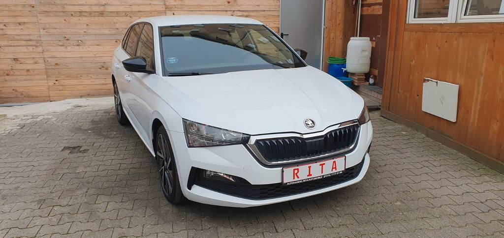 Skoda Scala 100.000 km 14.980 € Berlin 10627