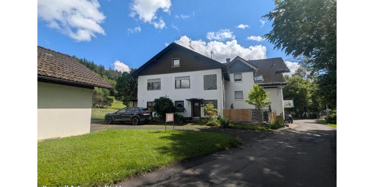 Einfamilienhaus Netphen - 2 Zimmer, 180 m&sup2;, 240.000&euro; | Angebot:26822015