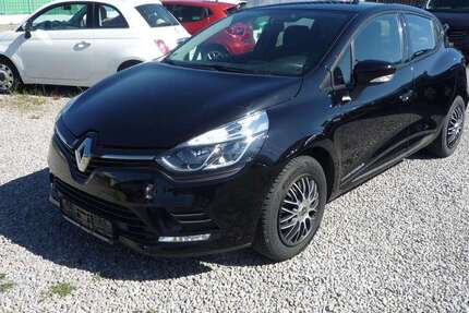 Renault Clio 95.000 km 8.499 &euro; Mössingen 72116