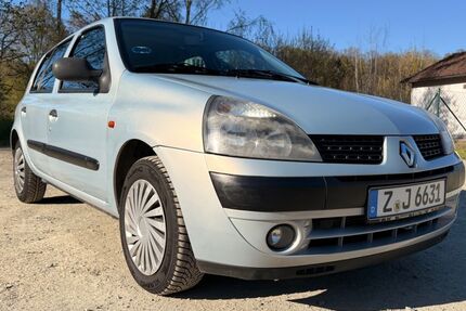 Renault Clio 87.500 km 2.150 &euro; Reichenbach im Vogtland 08468