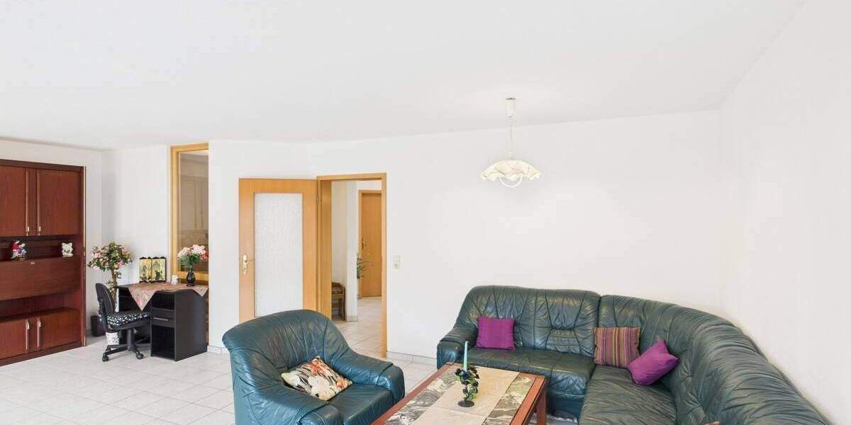 Reihenmittelhaus Bremerhaven Lehe - 6 Zimmer, 175 m&sup2;, 359.000&euro; | Angebot:25699419