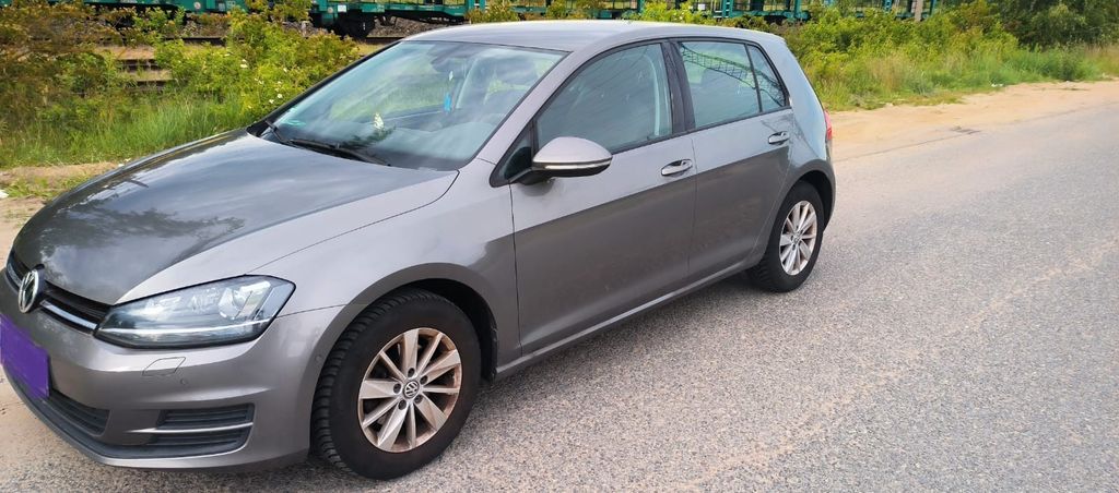 VW Golf 58.040 km 12.490 &euro; Wolfsburg 38440