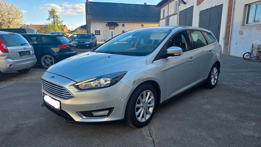 Ford Focus 72.000 km 5.300 &euro; Breddin 16845