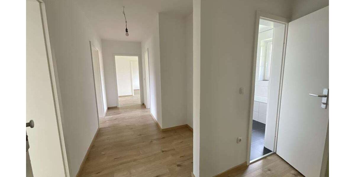 Etagenwohnung Aurich Sandhorst - 4 Zimmer, 83 m&sup2;, 619&euro; | Angebot:27427088