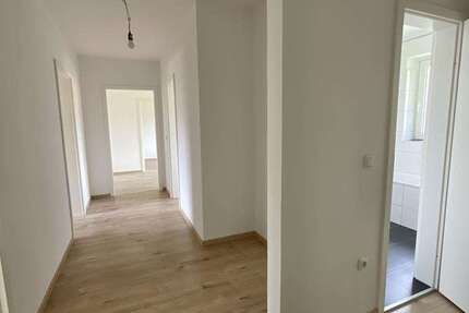 Wohnung Aurich Sandhorst - 4 Zimmer, 83 m&sup2;, 619&euro; | Angebot:27427088