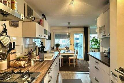 Wohnung Amberg - 3 Zimmer, 77 m&sup2;, 255.000&euro; | Angebot:25687383