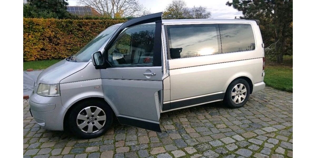 VW T5 andere 252.000 km 6.000 &euro; Herzberg 04916