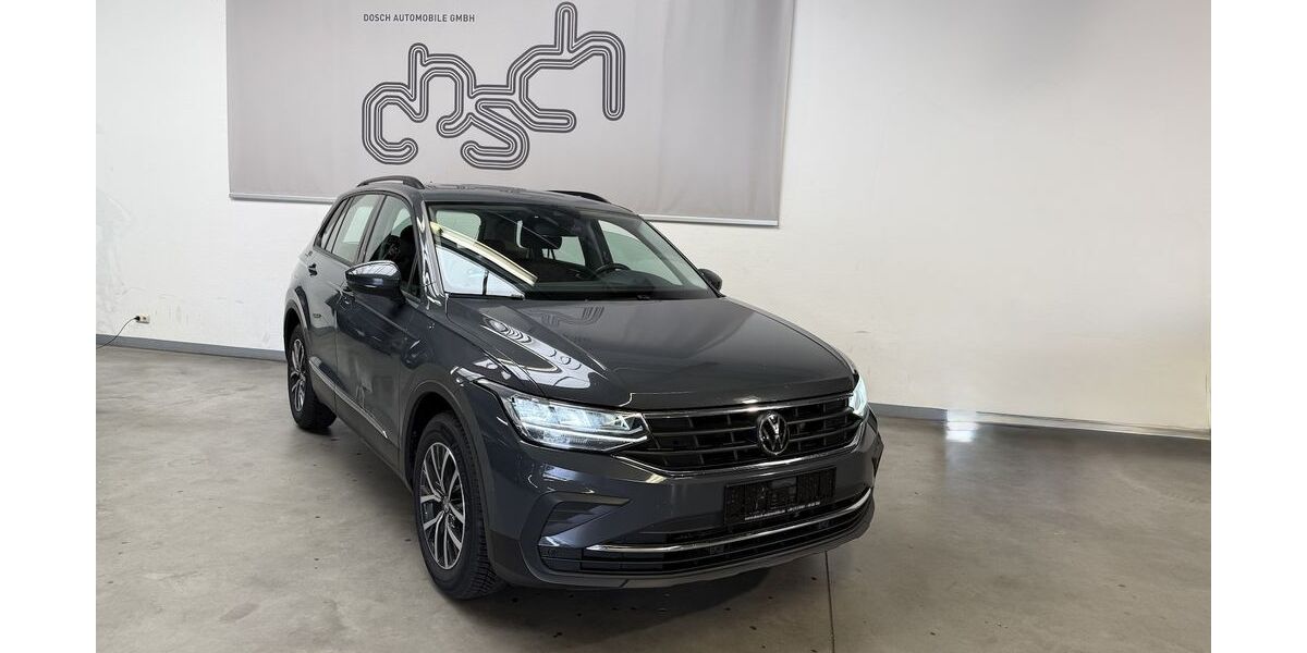VW Tiguan 157.939 km 17.490 &euro; Maintal bei Frankfurt am Main 63477