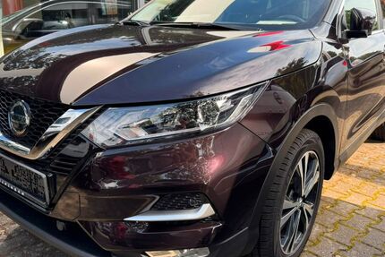 Nissan Qashqai 49.000 km 16.990 &euro; Oldenburg 26125