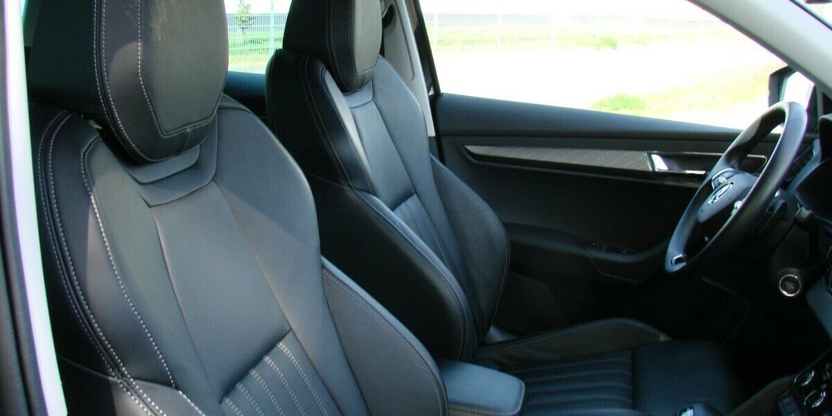 Skoda Karoq 2.0TDI Style 4x4 ACC Columbus Leder AHK 52.678 km 29.980 &euro; Falkensee 14612