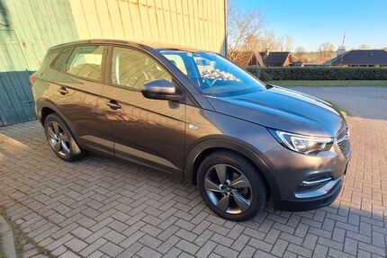 Opel Grandland (X) 43.950 km 18.900 &euro; Oldenburg 23758