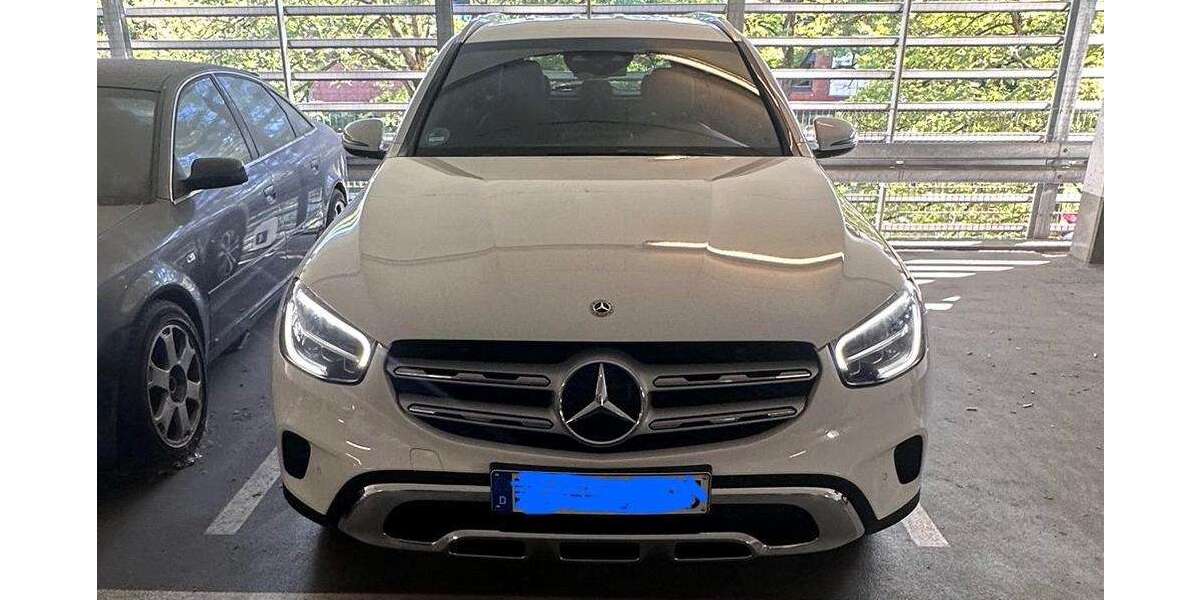 Mercedes-Benz GLC 220 96.500 km 31.000 &euro; München 81671